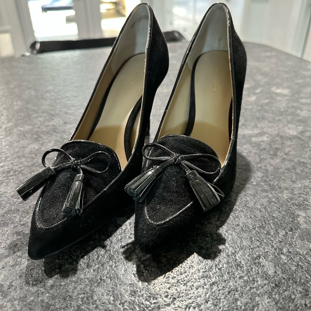 Elegant Suede Black Women's Shoes with Tassel Detail